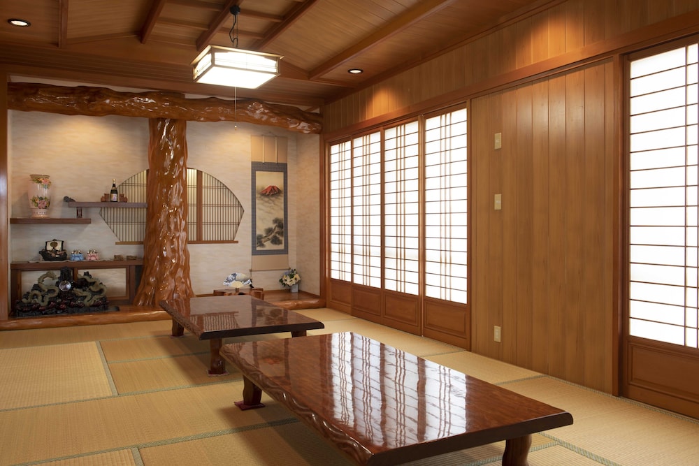 White House Miyakojima