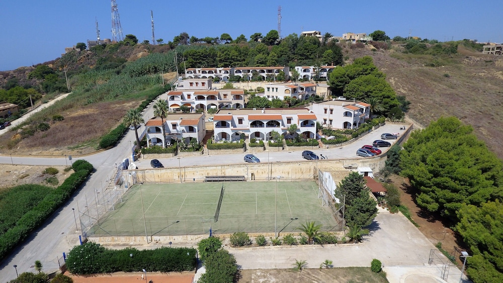 Apartment 250 Meters From the Beach With sea View