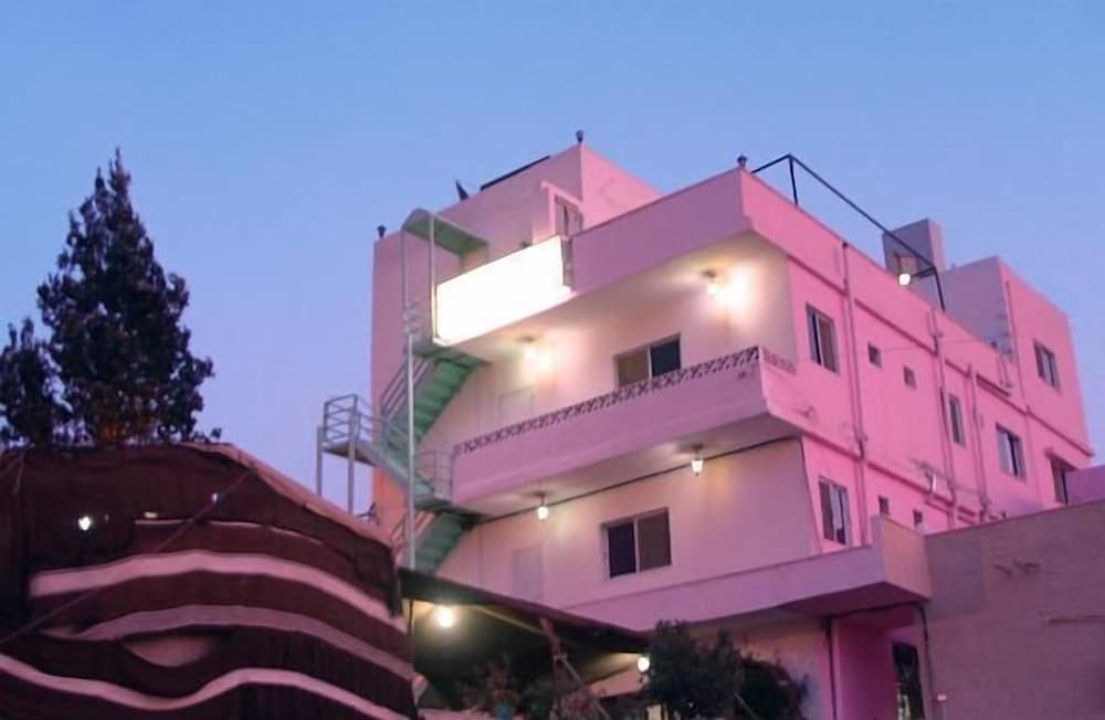 Valentine Inn