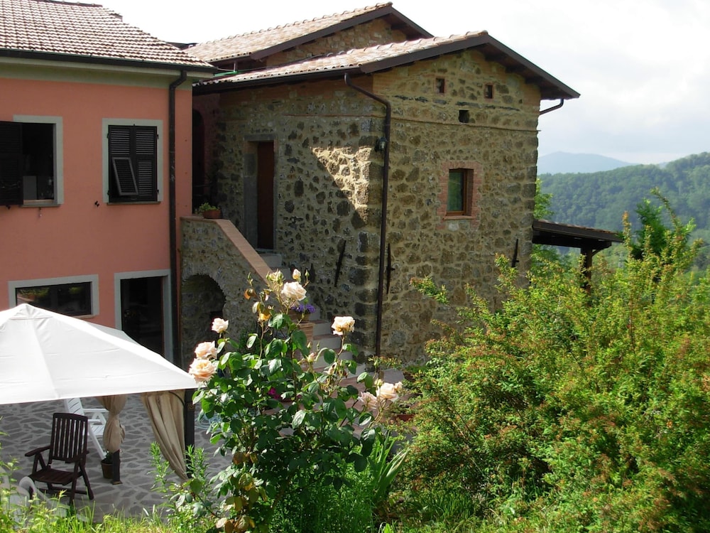 Holiday Home in Mulazzo Near Tuscan Castles