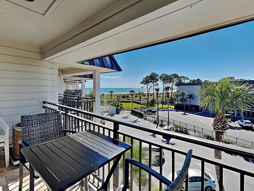 Seaside Villas by by Hilton Head Retreats