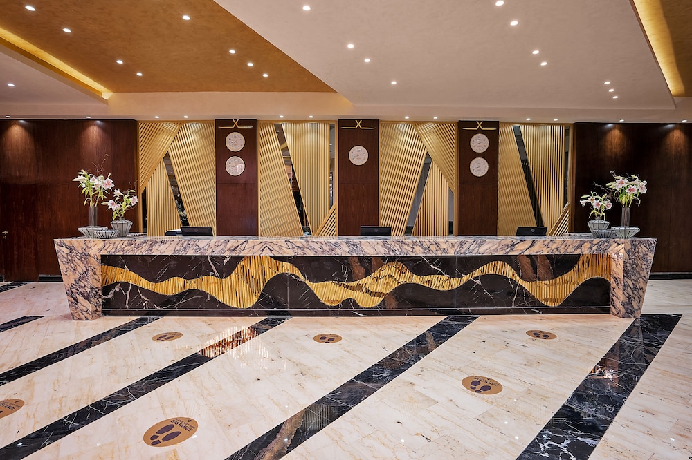 Rixos Premium Magawish Suites and Villas
