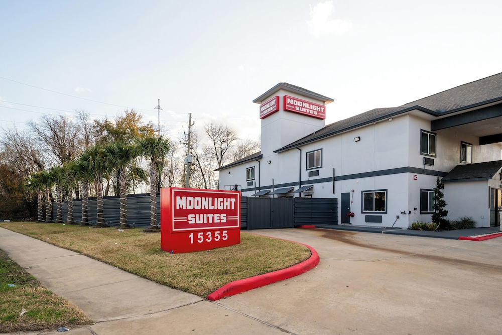 Moonlight Suites - Houston George Bush Intl Airport
