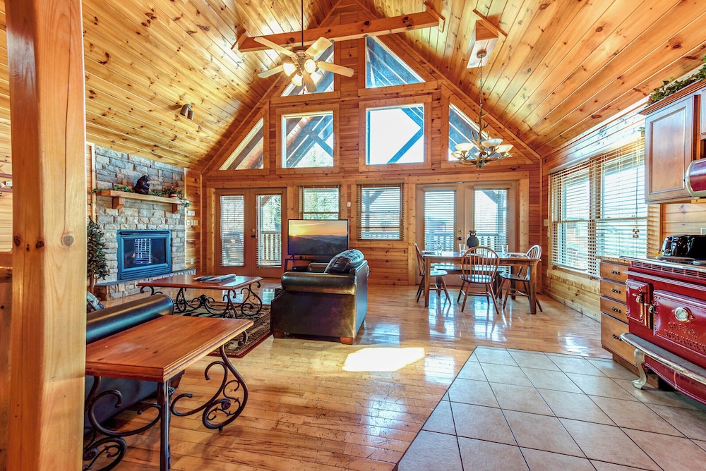 Cloud Dancer by Jackson Mountain Rentals