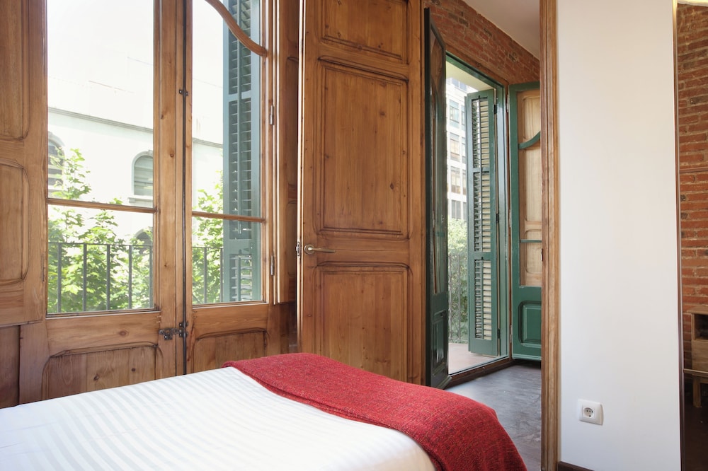 Comfortable Family Apartment With Balcony — фото 3