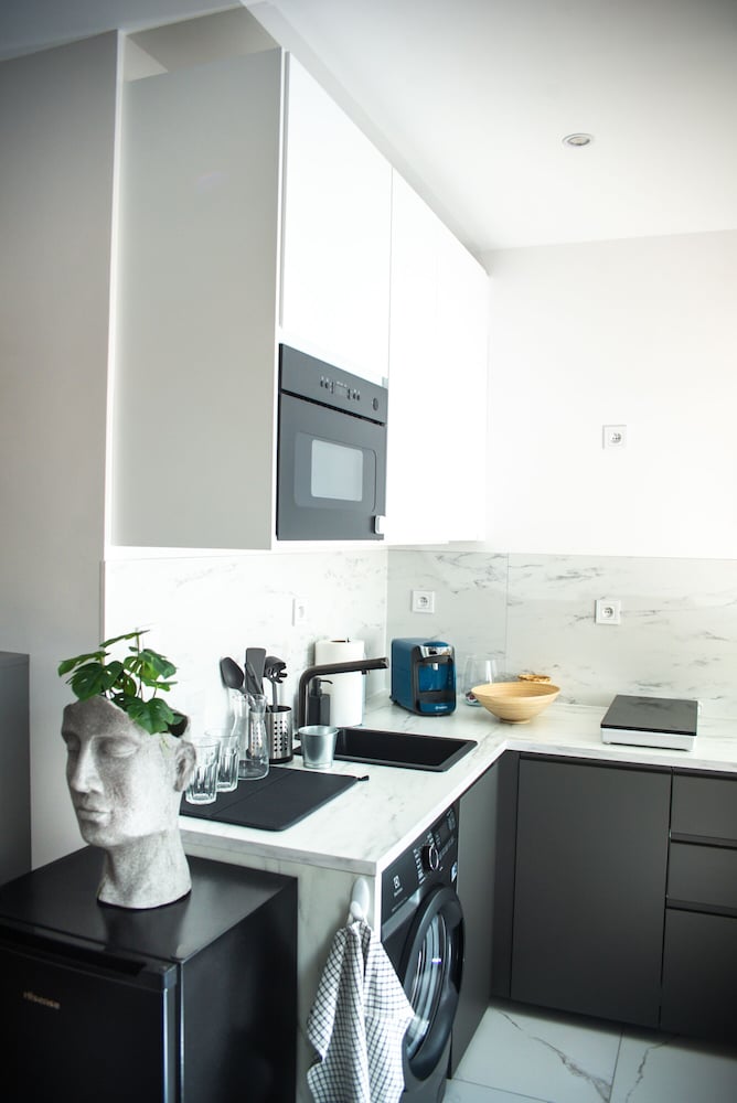Sparrow Flat Old Town Apartment — фото 5