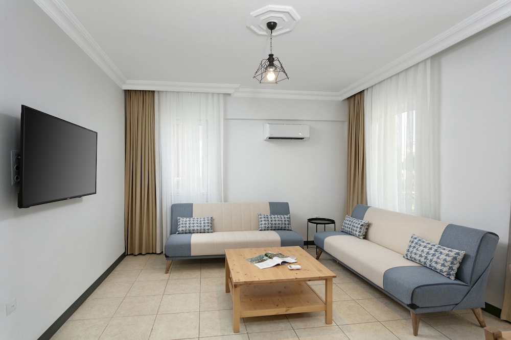 Marvida Happy Suites (ex. Otium Boutique Happy Suites)