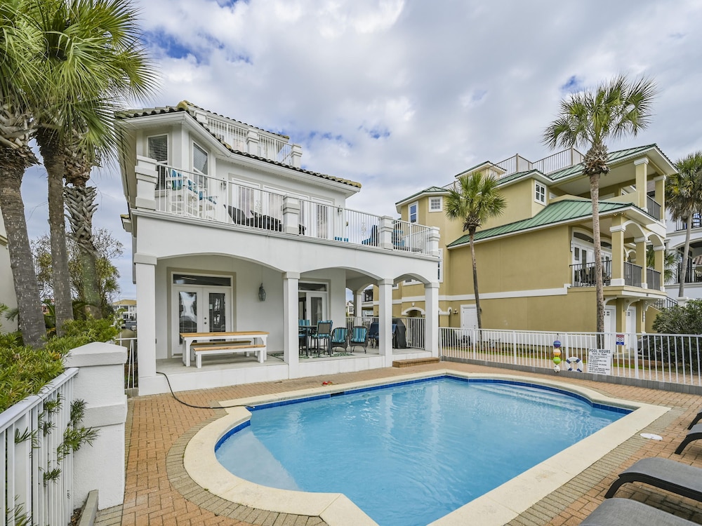 Come Together by Southern Vacation Rentals
