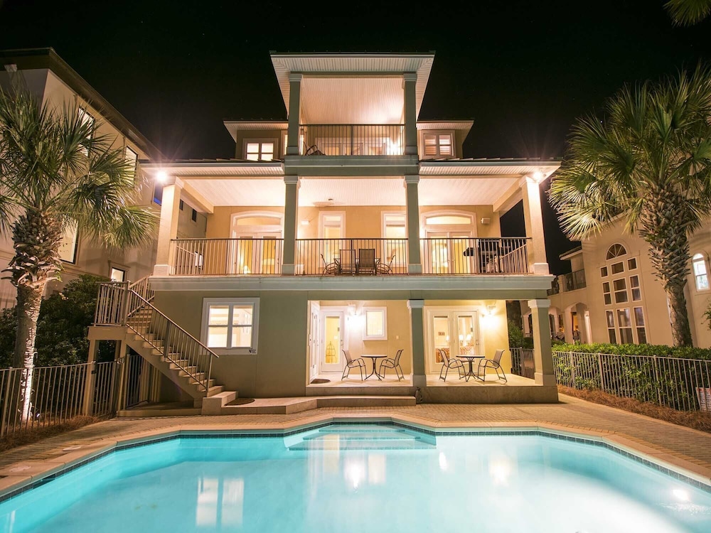 Margarita by Southern Vacation Rentals