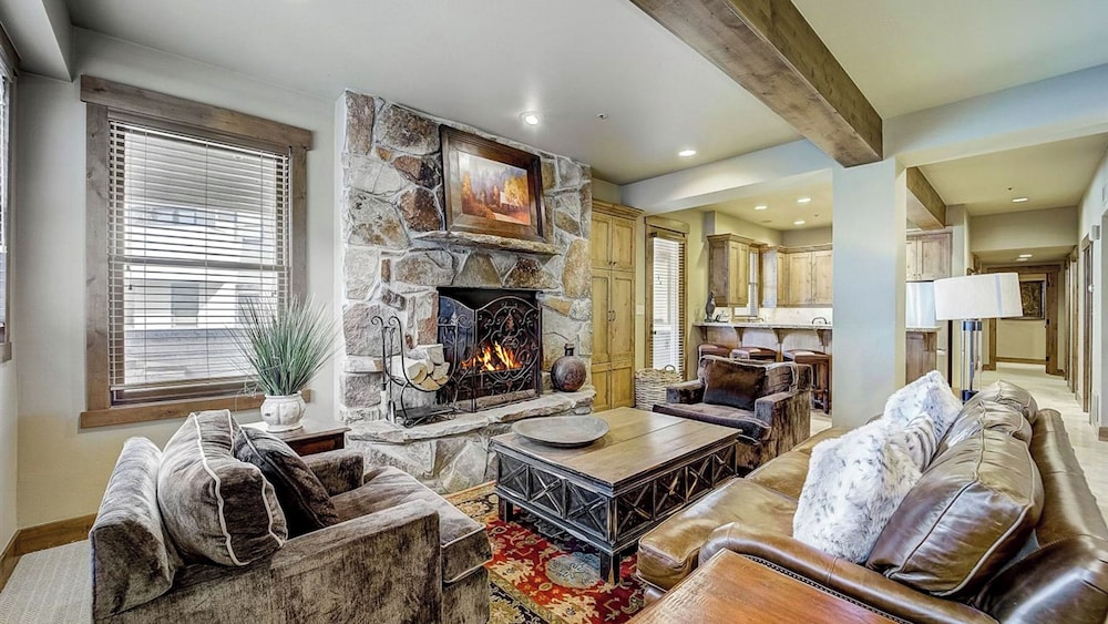 Mont Cervin #24 by Avantstay Luxury Ski in Ski out Home in Park City!