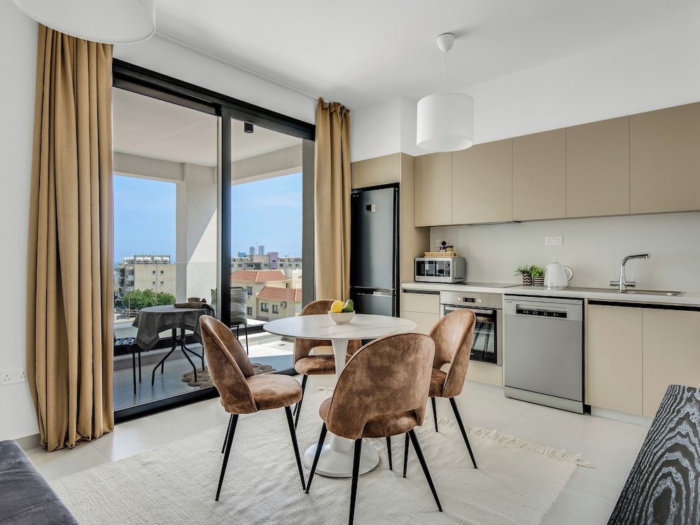 Sanders Elgio - Charming Studio With Balcony — фото 3