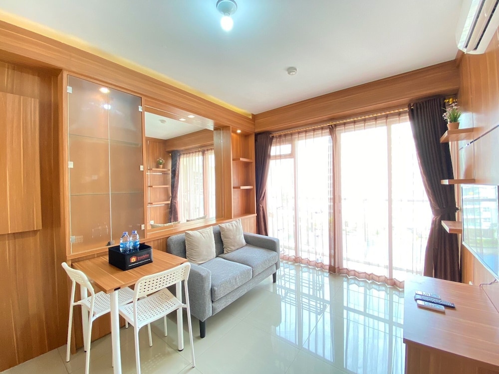 Strategic 2Br Apartment At Gateway Pasteur