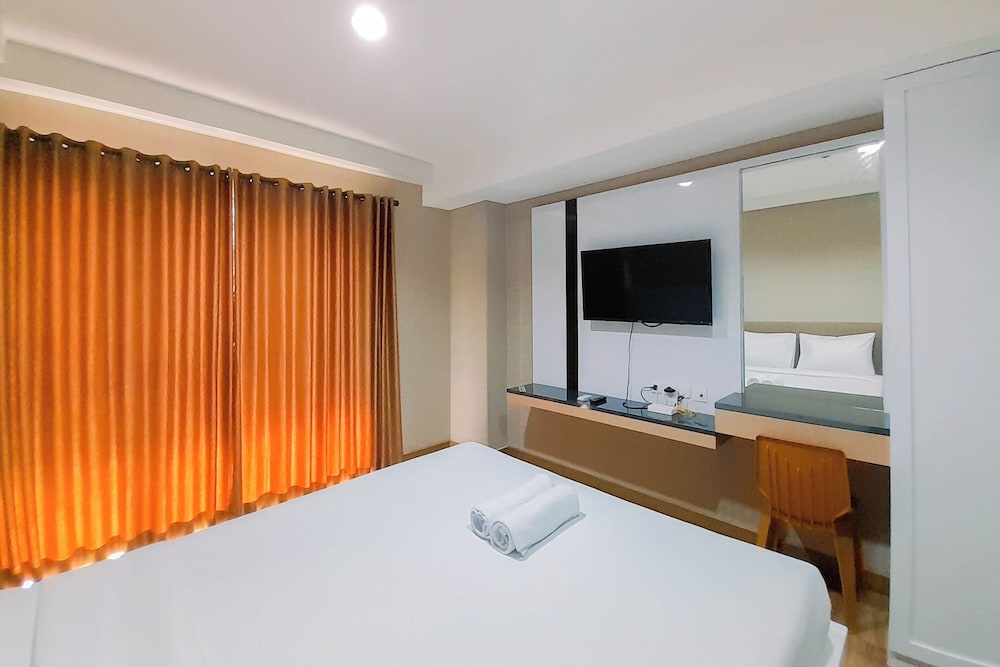 Great Deal And Homey Studio Room Patraland Amarta Apartment