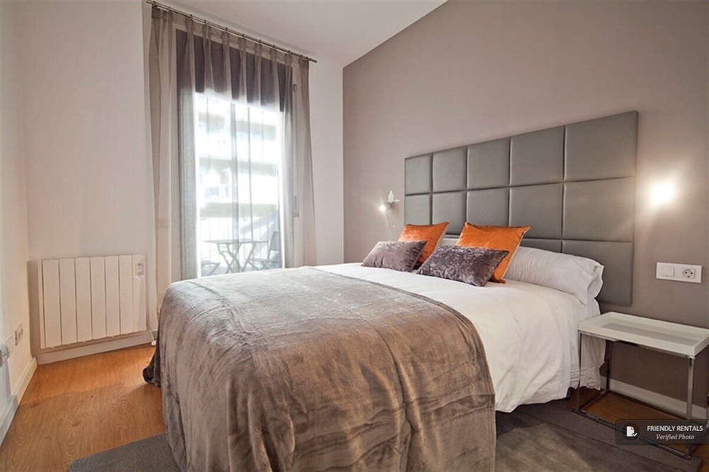 Modern and Chic Apartments in Gracia — фото 5