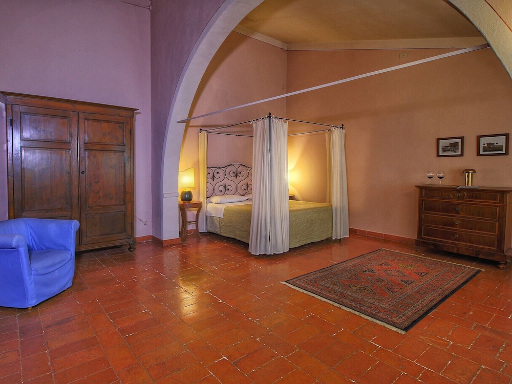 Panoramic Tuscan Villa — фото 3