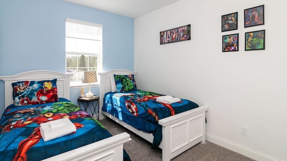 Great Escape to the Enclaves - Near Disney!