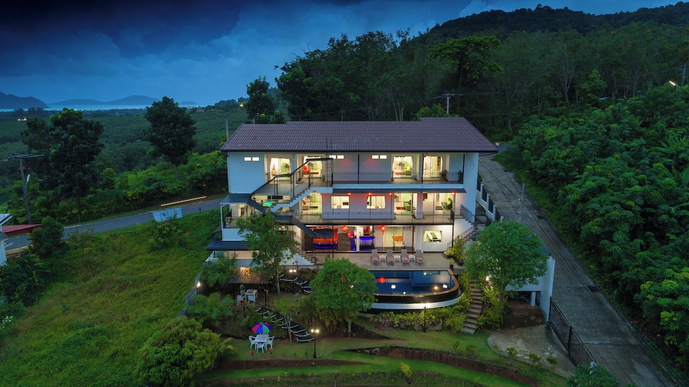 Villa Nap Dau Crown Private Pool Villa Phuket