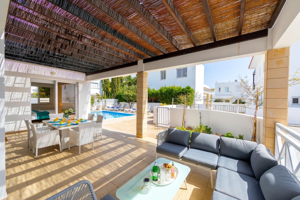 Protaras Sapphire Seaside Villa — фото 2