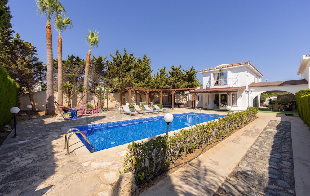Protaras Apollon Seaside Villa — фото 2