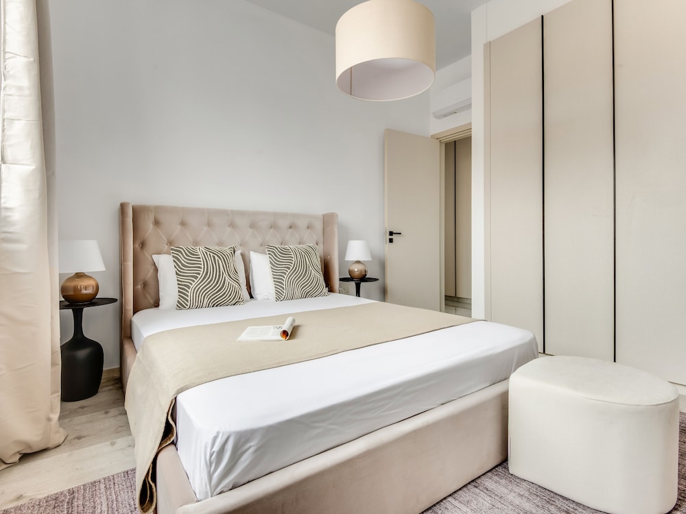 Sanders Premier - Nice 2 bdr apt With Balcony — фото 3