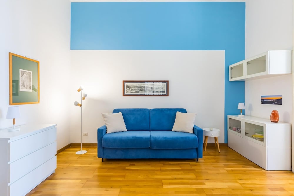 San Luigi Cozy Flat - Private Parking