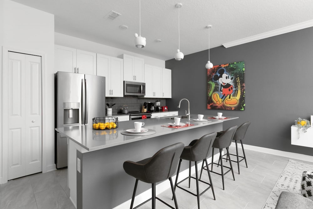 Charming Mickey-themed Home Prime Location