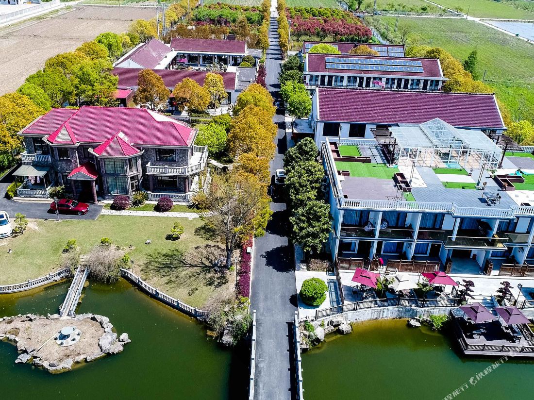 Donglai Manor Hotel