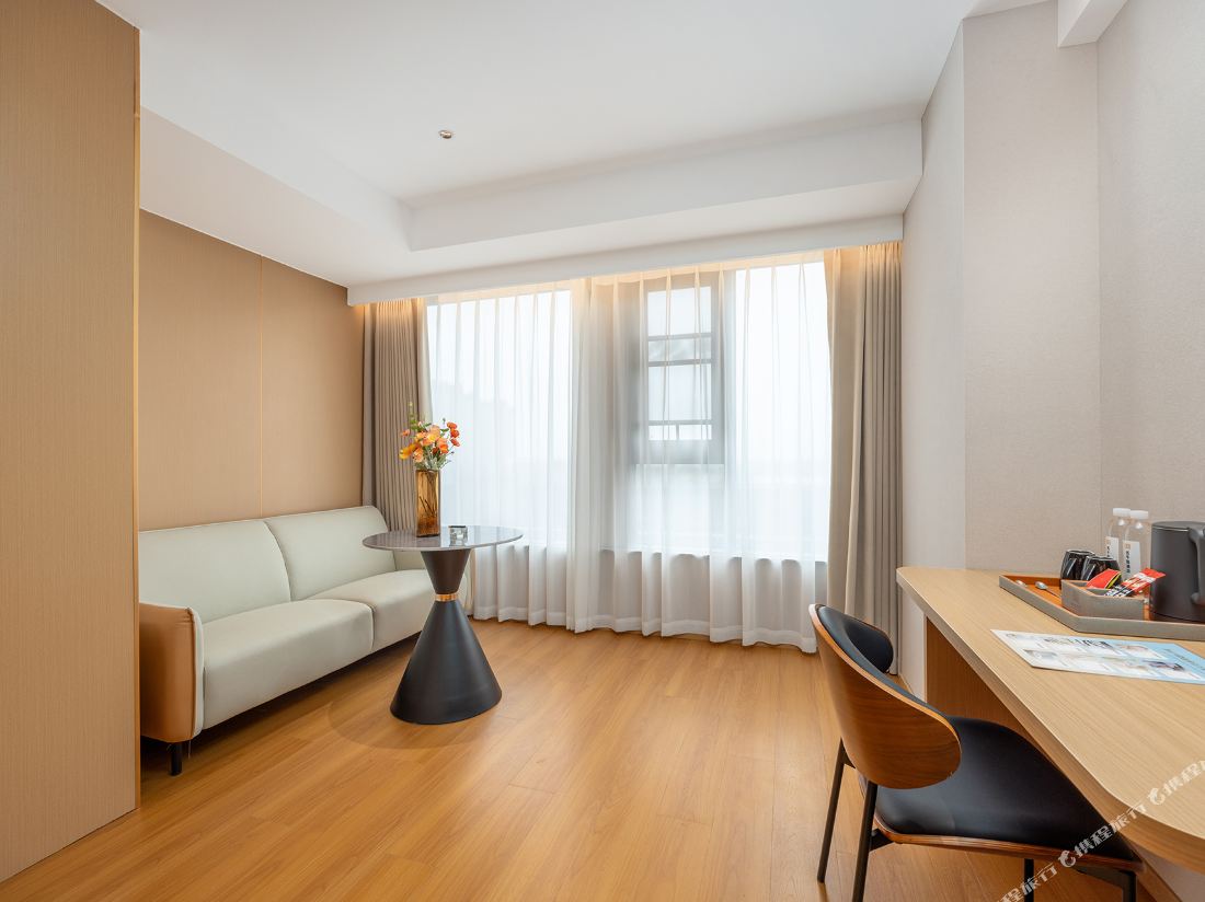 Ming Qian Ju Hotel