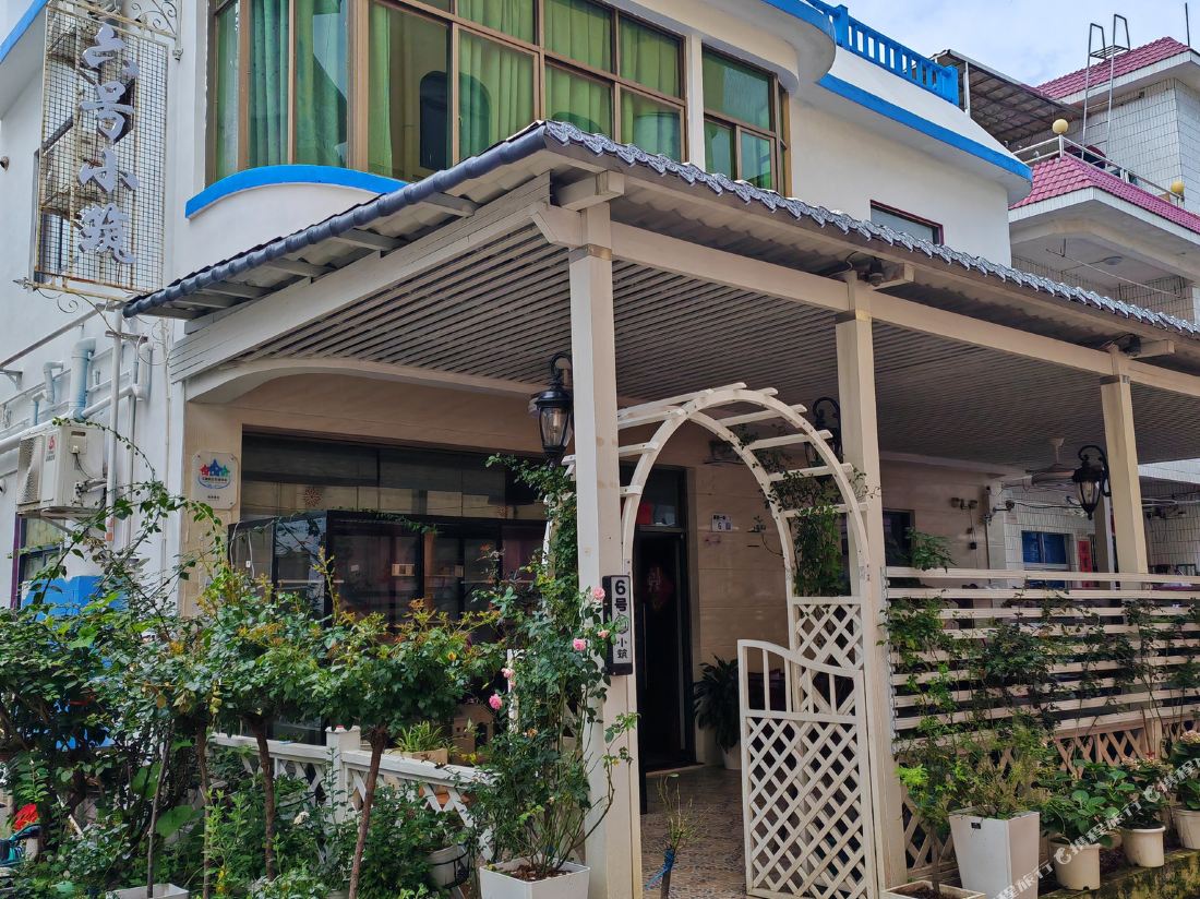 Guanhu No.6 Xiaozhu Homestay
