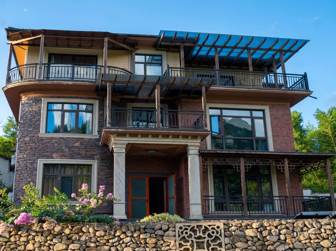 Lanyuan Village·Mountain View Leisure Resort Villa Meisu (Zhejiang Grand Canyon Branch)