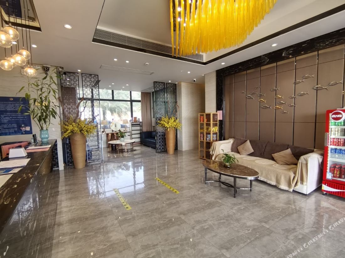 Taishan Iron Boat Seaview Hotel