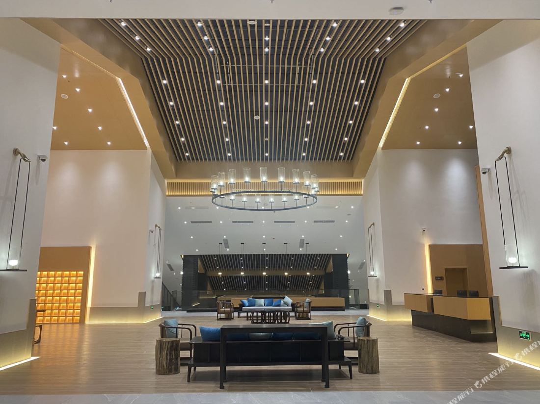 Suizhou Zishang Valley Hotel