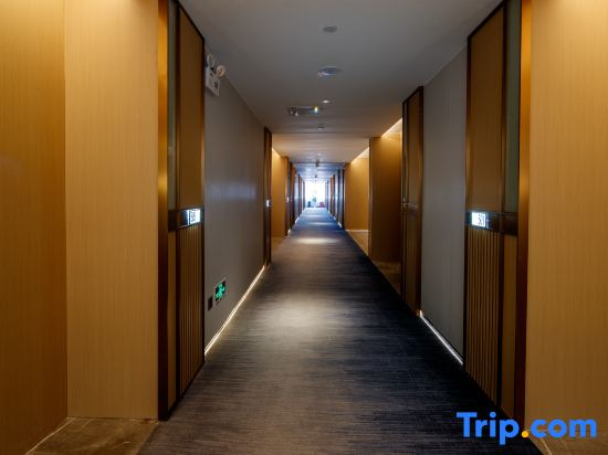 NEW PEARL INTERNATIONAL HOTEL
