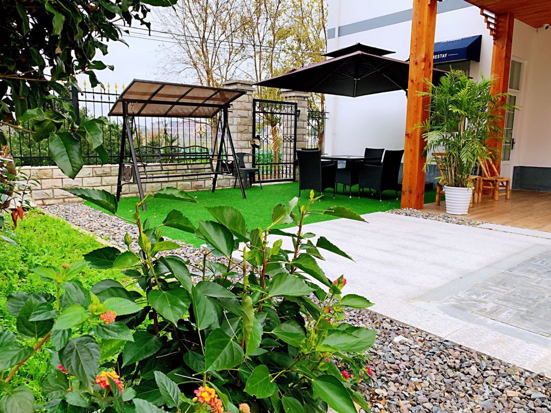 YiJiang ChunShe Guesthouse