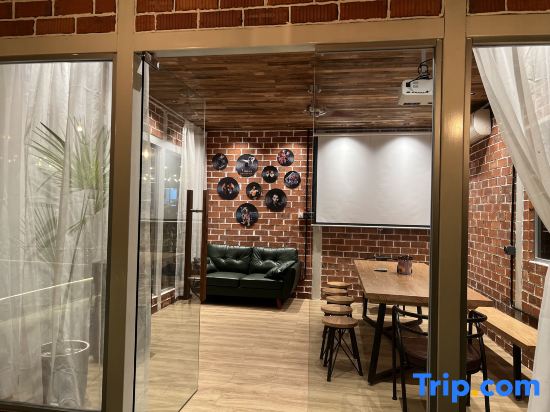 Tongpoqiao No. 7 Guesthouse