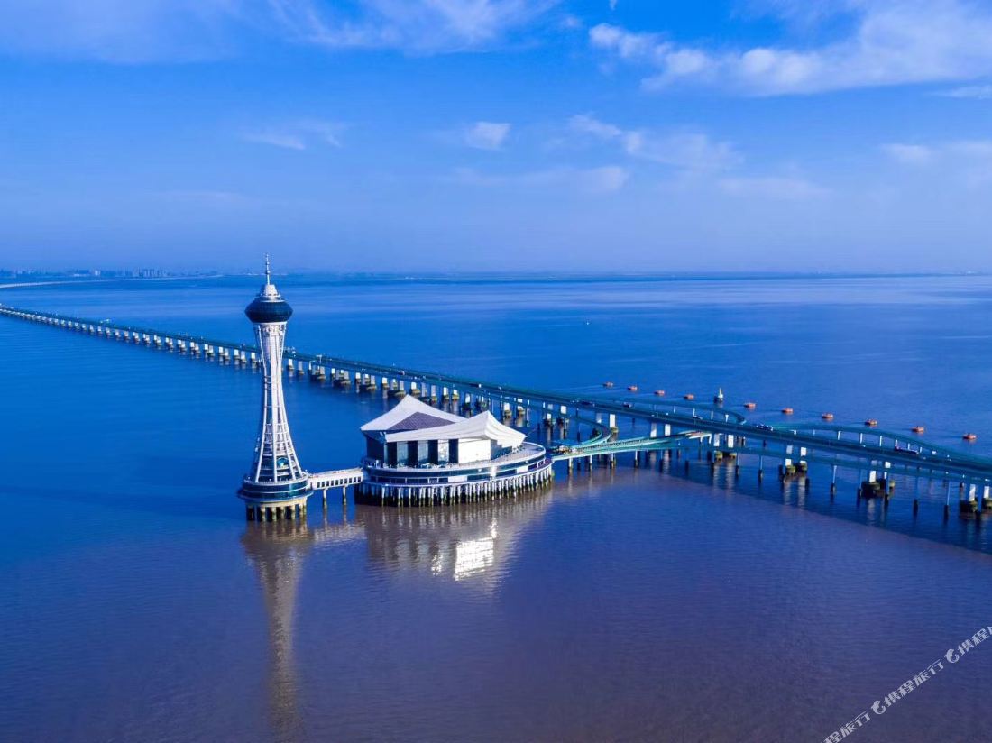 Haitian Yizhou Offshore Platform Hotel