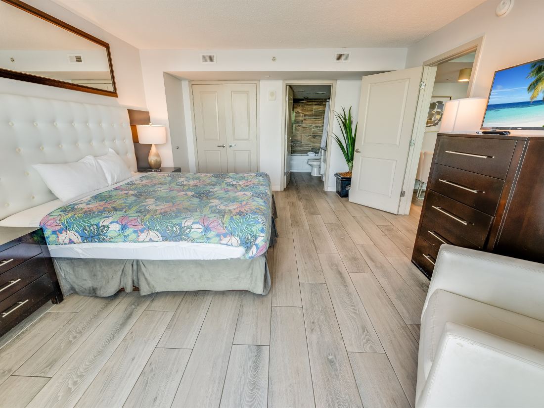 Oceanfront King Suite - Direct Oceanfront - Pools! — фото 4