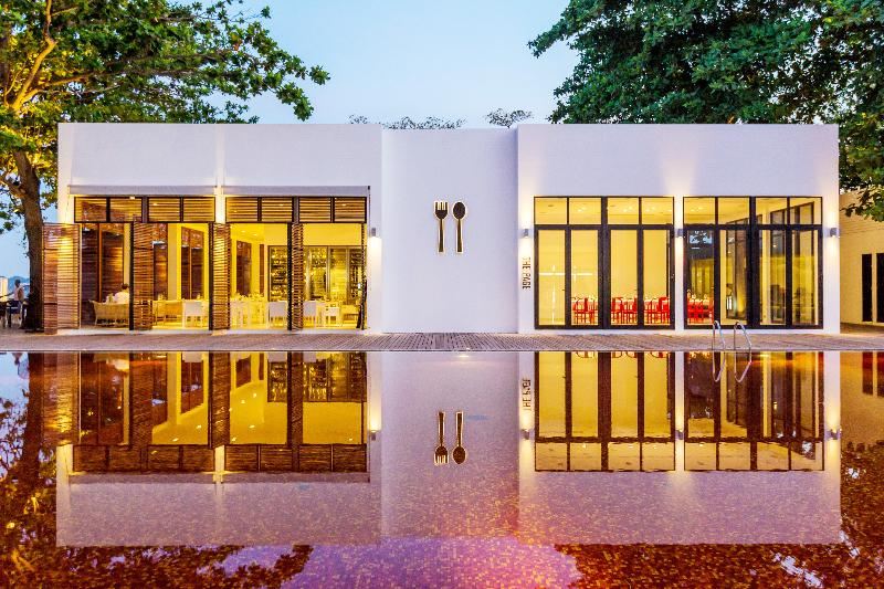 The Secret Pool Villas by the Library Koh Samui