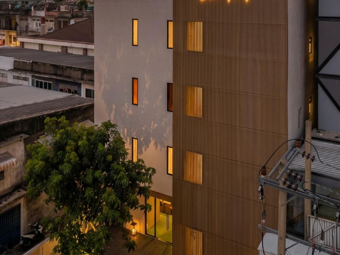 Adelphi Itsaraphap — фото 2