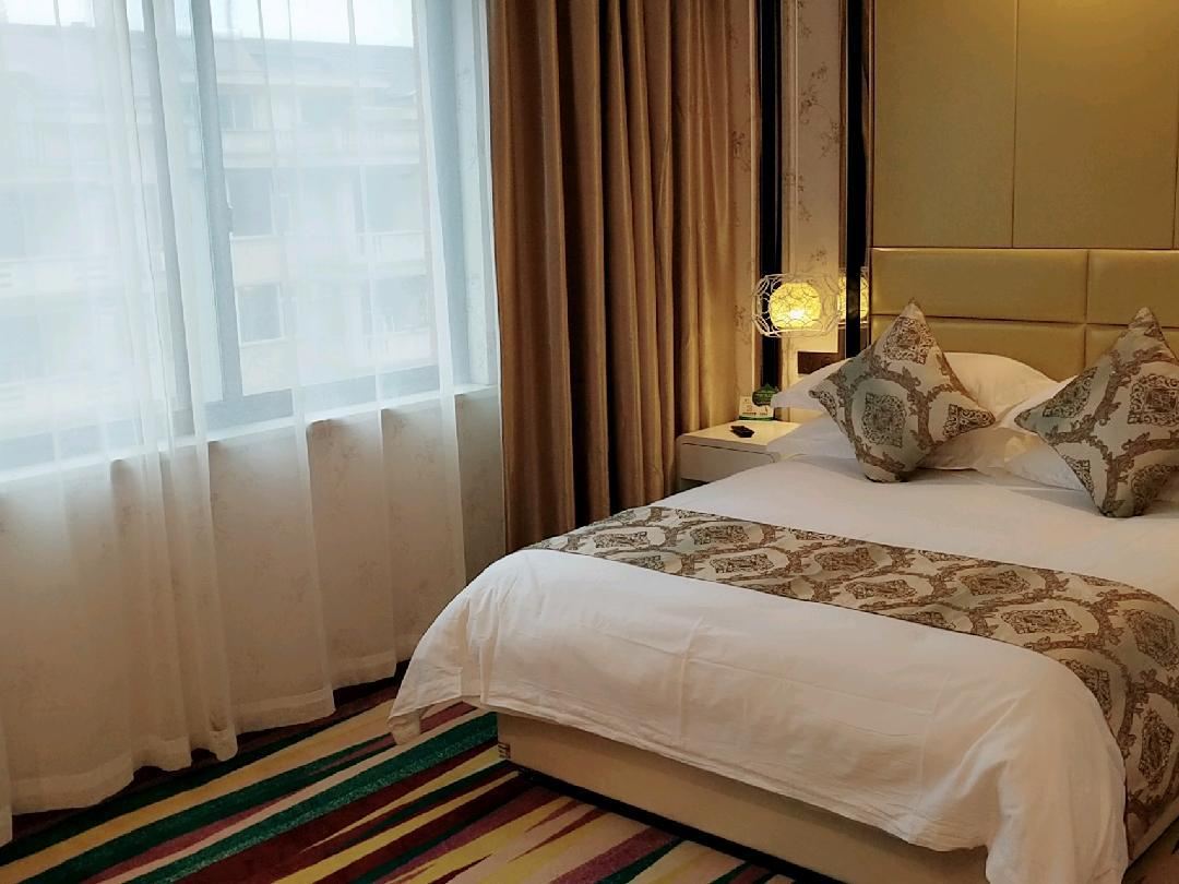 Dongyang Yijia Theme Hotel — фото 4