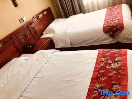 Hedeyuan Courtyard Hotel (Beijing Tiananmen Square Zhushikou Subway Station)