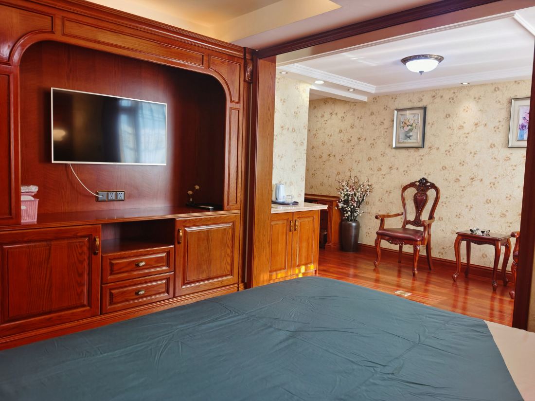 Shiquan Yuejianglou Apartment