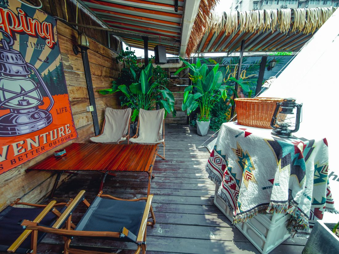 Poshpacker Flipflop Youth Hostel (Taikoo Li Chunxi Road Metro Station)