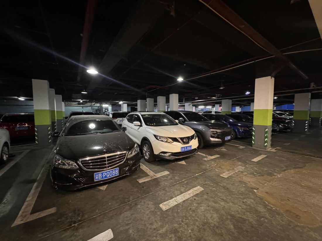 Home Inn UP Huayi Intelligent Hotel (Jiefangbei Pedestrian Street Shibati Branch)