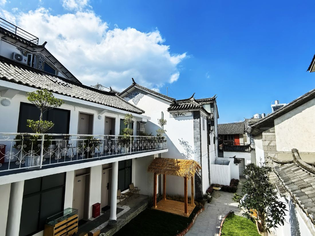Pu Mao Harajuku (South Gate of Dali Ancient Town)