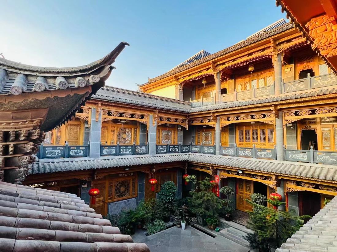 Yiruiju Inn