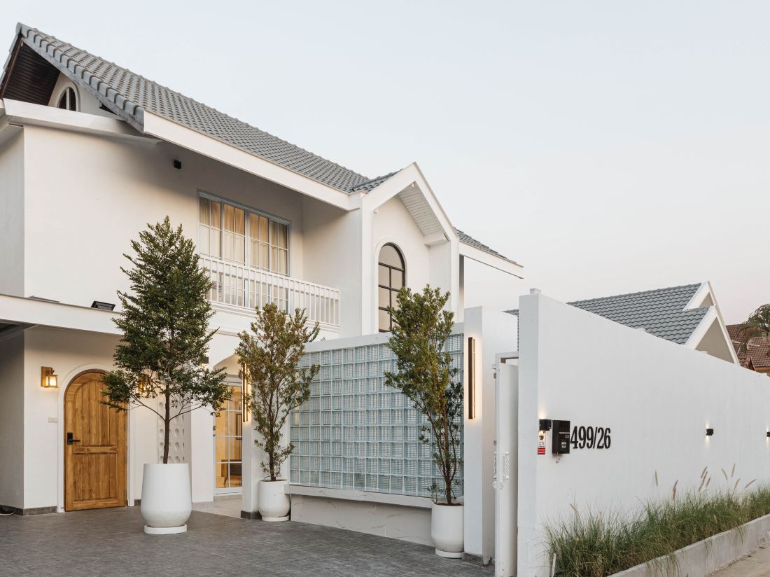 Zenzen Pool Villa