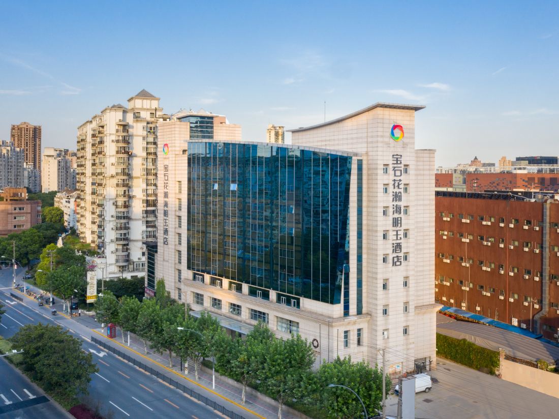 Gem Flower Hotel
