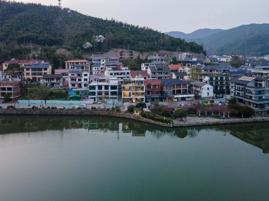 Guanxiao Homestay (Anji Yunshang Grassland Branch)