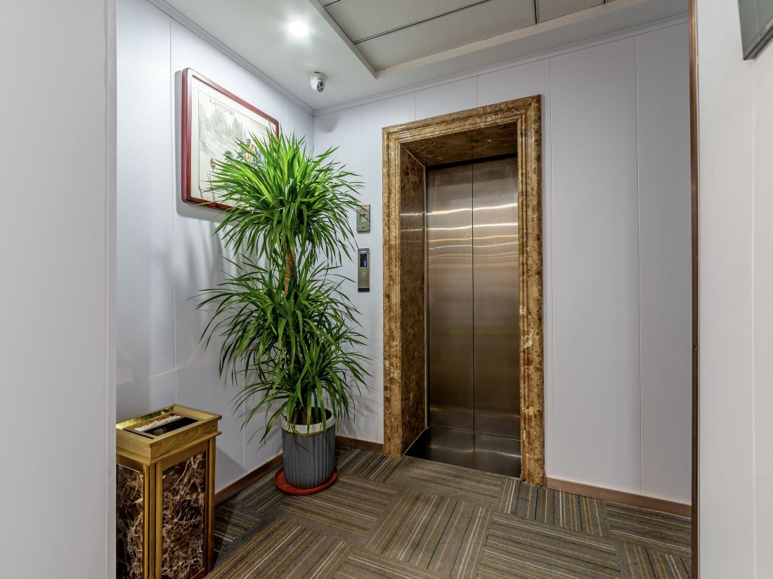 Urban Scenery Selection Hotel（Qingdao High tech Zone Aodong Road Store）